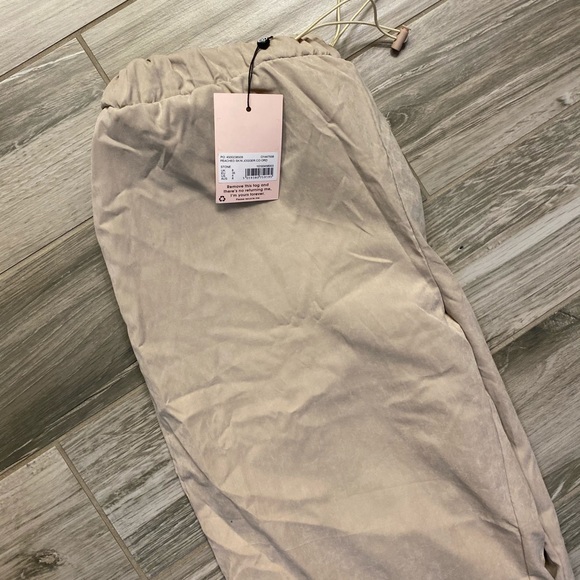Peached Skin Jogger Co Ord - Picture 3 of 4